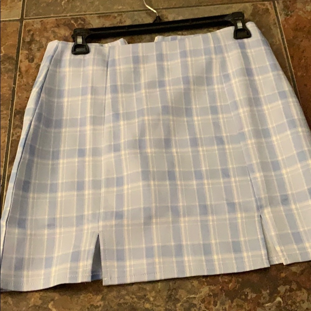 mini skirt